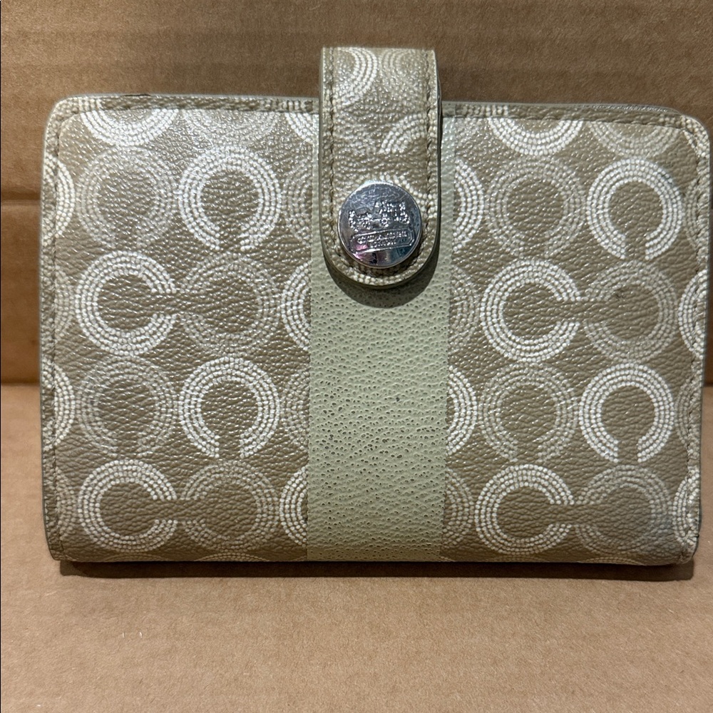 Coach Tan and Cream Patterned Wallet